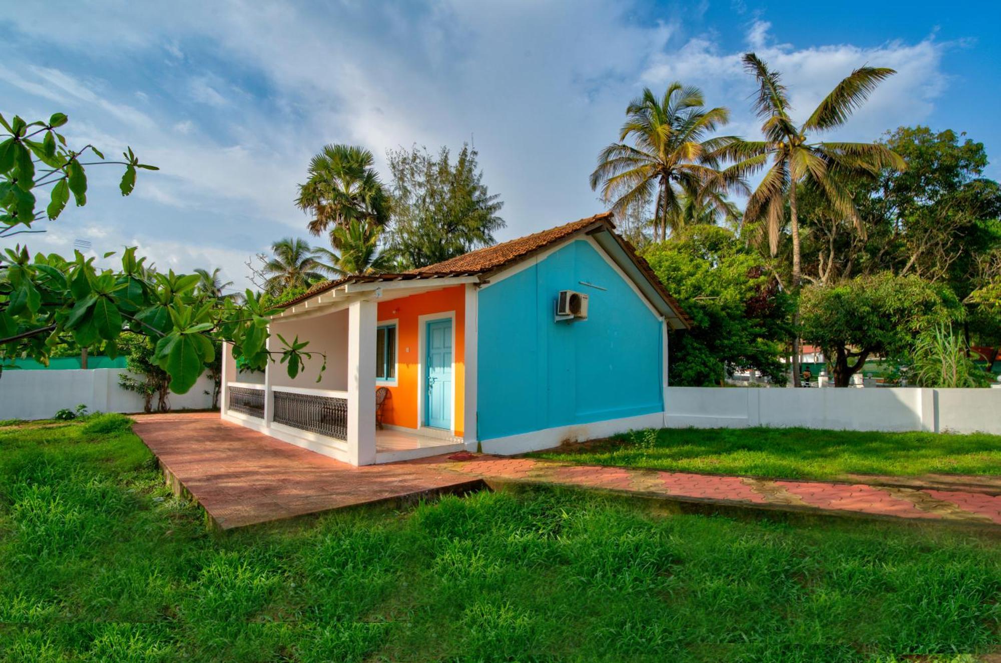 Papilio Beach Front Cottages-Tbv Baga Exterior foto